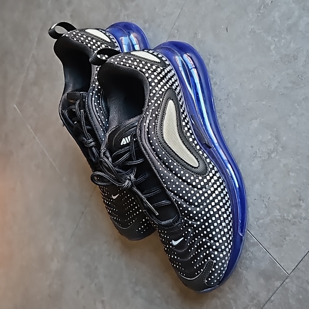 Nike AirMax 270 Pixel Black Blue - Size 8M